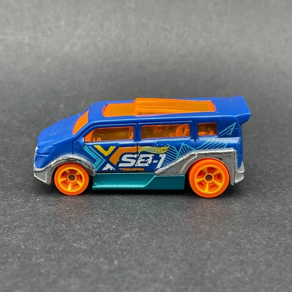 Hot Wheels Speedbox Van SB-1 Vehicle Blue Orange Diecast 1/64 Scale Loose